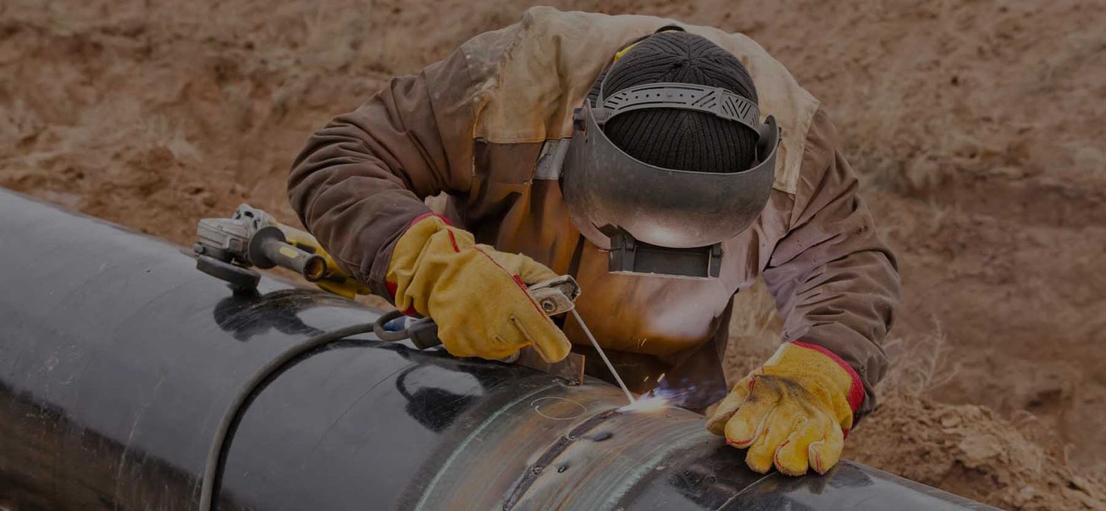 pipeline welder